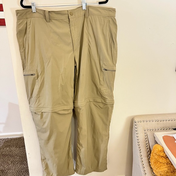 L.L. Bean Other - LL Bean tan color reversible men’s cargo pants